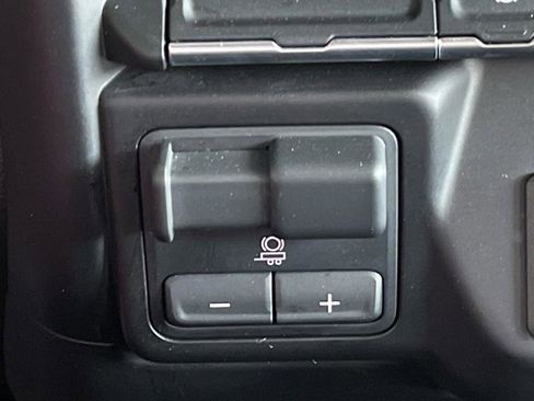 Used 2023 Chevrolet Silverado 2500 LT AWD/4WD image 20
