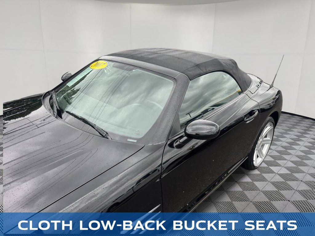 Used 2007 Chrysler Crossfire Convertible RWD image 11