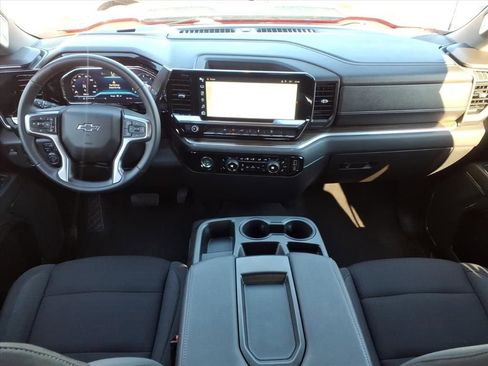 Used 2024 Chevrolet Silverado 1500 LT Trail Boss image 23