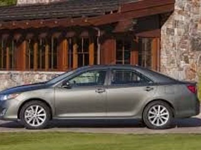 Used 2012 Toyota Camry XLE w/ Leather Pkg