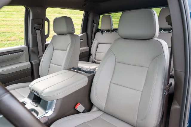 Used 2023 GMC Sierra 1500 SLT w/ SLT Premium Plus Package AWD/4WD image 11