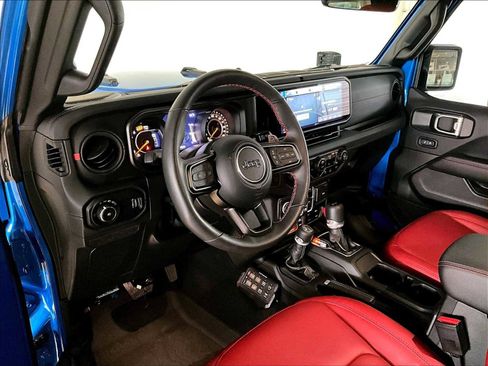 Used 2024 Jeep Wrangler Unlimited Rubicon 392 image 7