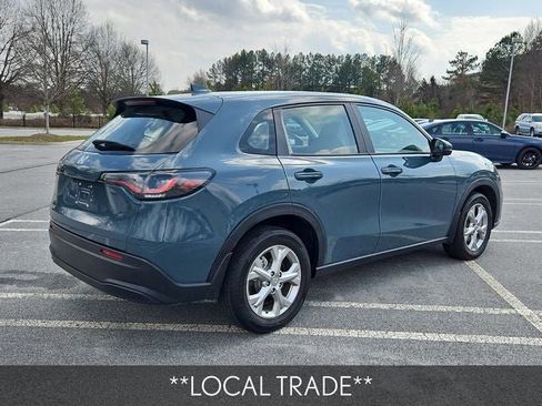 Certified 2025 Honda HR-V LX image 6