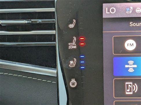 Used 2022 Jeep Grand Wagoneer Series I w/ Flexible Seating Group image 26