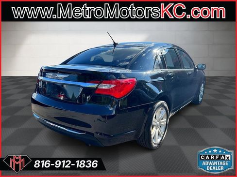 Used 2013 Chrysler 200 Touring image 5