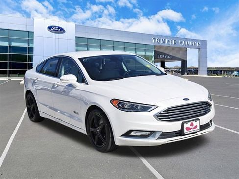 Used 2017 Ford Fusion Energi Titanium image 6