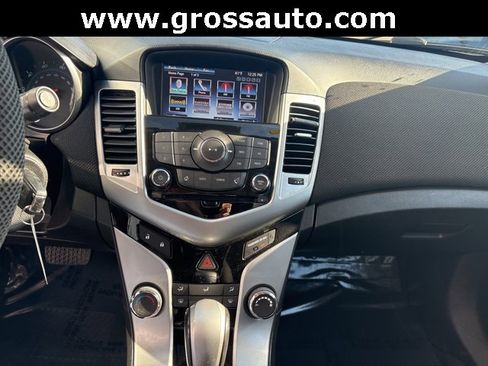 Used 2014 Chevrolet Cruze LT image 24