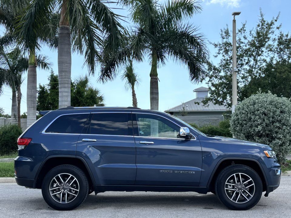 Used 2021 Jeep Grand Cherokee Limited RWD image 5