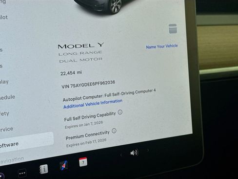 Used 2023 Tesla Model Y Long Range image 9