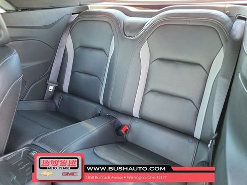 Used 2017 Chevrolet Camaro LT RWD image 11