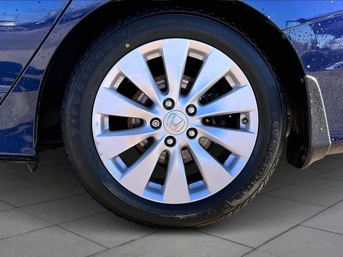 Used 2013 Honda Accord EX-L image 9