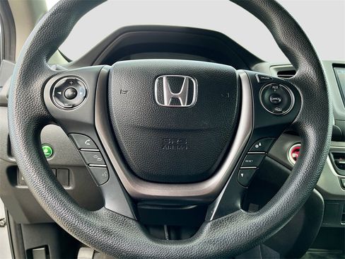 Used 2019 Honda Ridgeline Sport image 11