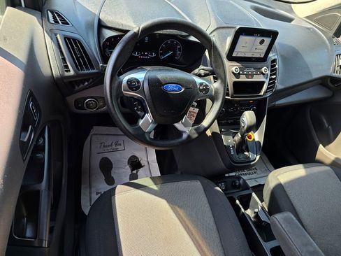 Used 2020 Ford Transit Connect XL FWD image 3