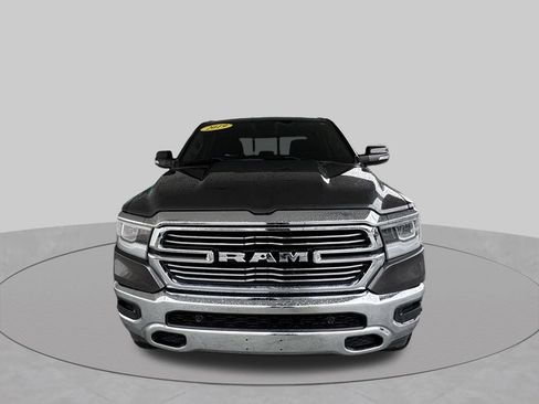 Used 2019 RAM 1500 Laramie AWD/4WD image 3