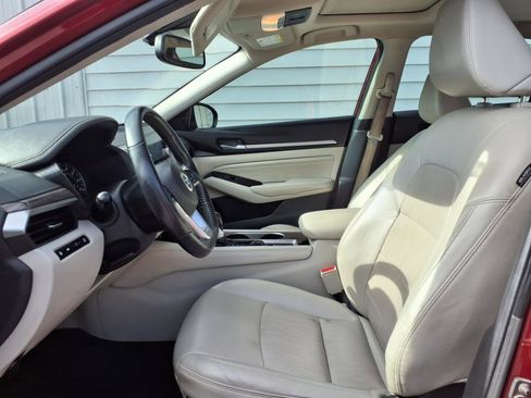 Used 2021 Nissan Altima 2.5 Platinum image 7