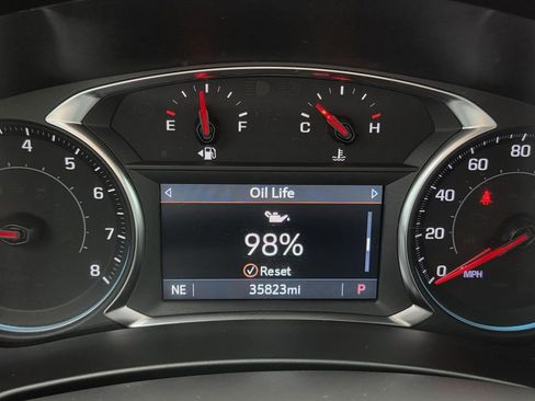 Used 2024 Chevrolet Equinox RS w/ RS Leather Package FWD image 19