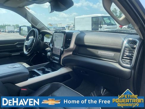 Used 2022 RAM 1500 Laramie AWD/4WD image 29