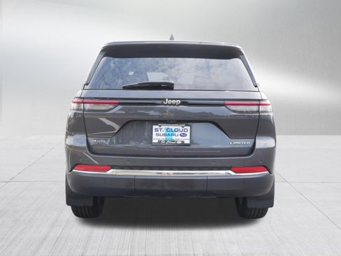 Used 2024 Jeep Grand Cherokee Limited AWD/4WD image 6