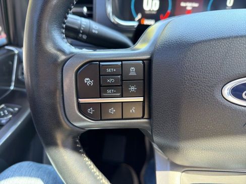 Used 2022 Ford F150 Lariat w/ Equipment Group 502A High AWD/4WD image 25