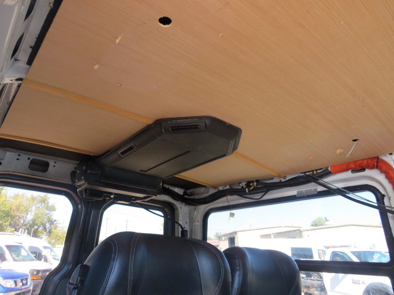 Used 2010 Freightliner Sprinter 2500 RWD image 23