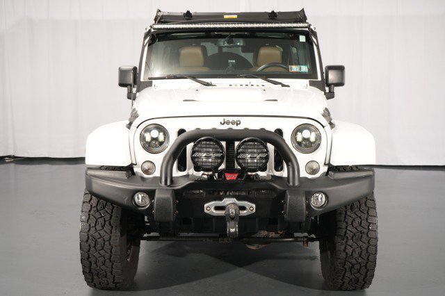 Used 2014 Jeep Wrangler Unlimited Rubicon w/ Connectivity Group AWD/4WD image 4