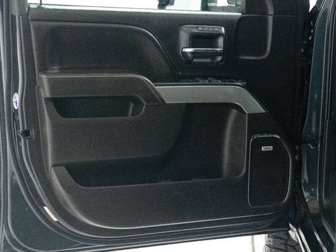 Used 2019 Chevrolet Silverado 2500 LTZ w/ Duramax Plus Package image 28