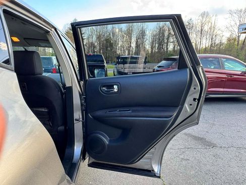 Used 2012 Nissan Rogue S w/ Special Edition Pkg image 15