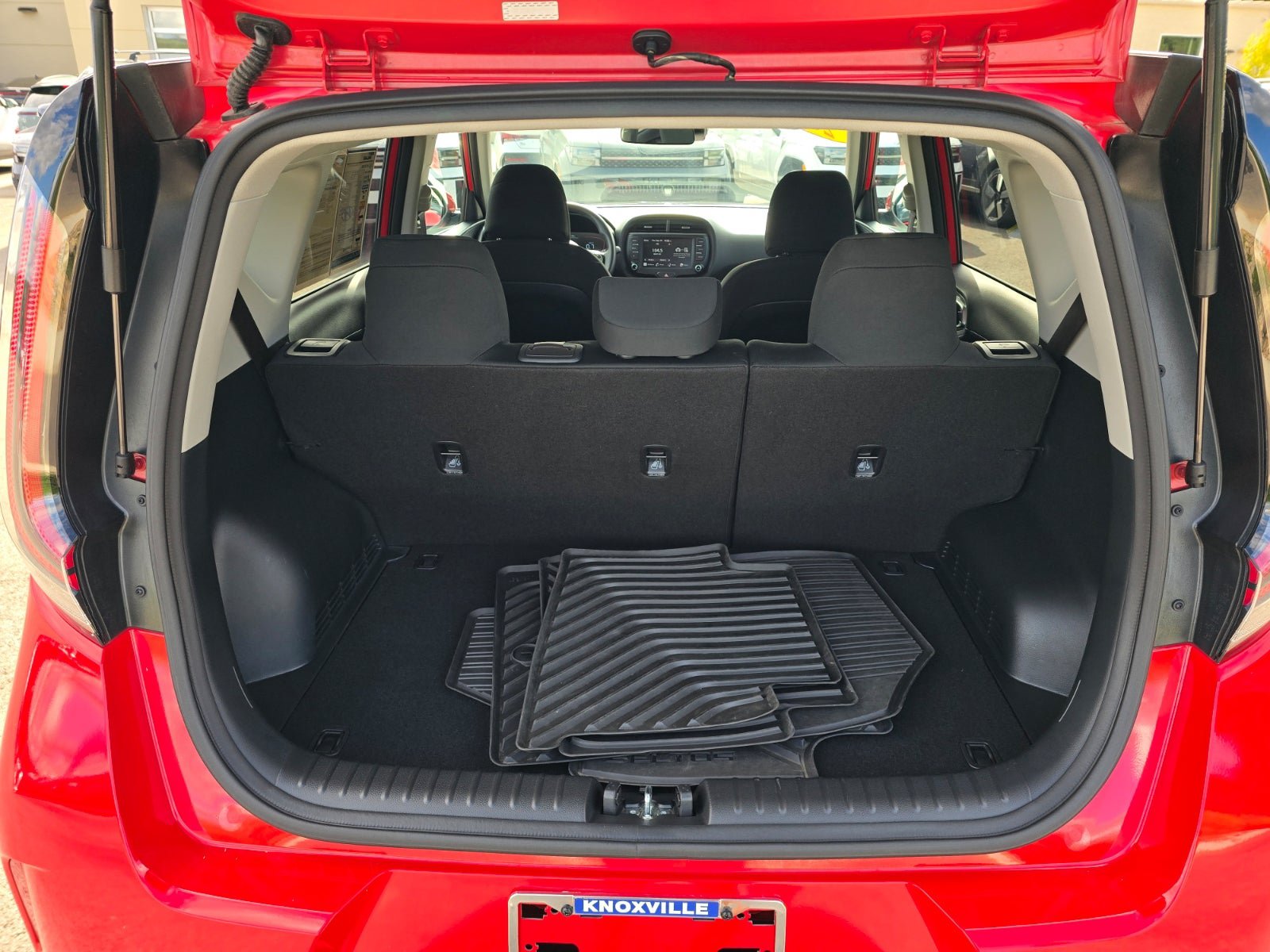 Used 2023 Kia Soul LX FWD image 25