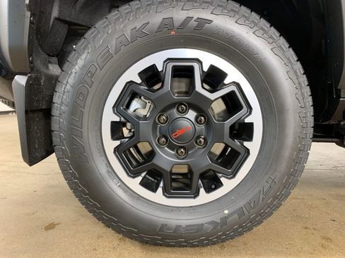New 2026 Toyota 4Runner TRD Off-Road AWD/4WD image 39