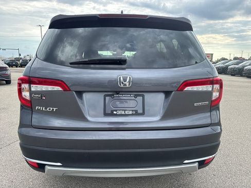 Used 2022 Honda Pilot Touring image 5