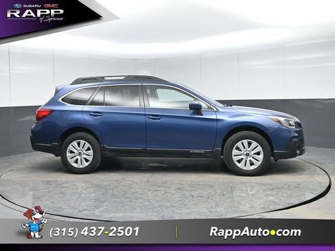 Used 2019 Subaru Outback 2.5i Premium image 3