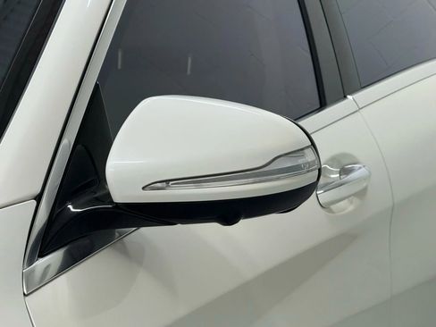 Used 2016 Mercedes-Benz S 550 4MATIC Sedan image 39