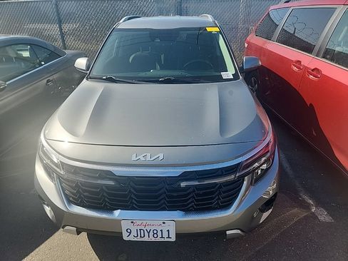 Certified 2024 Kia Seltos S FWD image 2