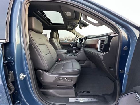Used 2025 GMC Sierra 1500 Denali w/ Denali Reserve Package image 26