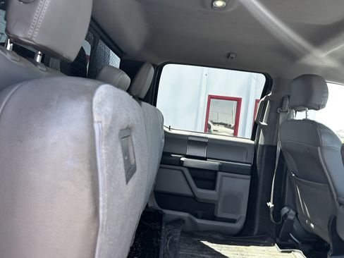 Used 2016 Ford F150 XLT w/ Equipment Group 302A Luxury AWD/4WD image 11