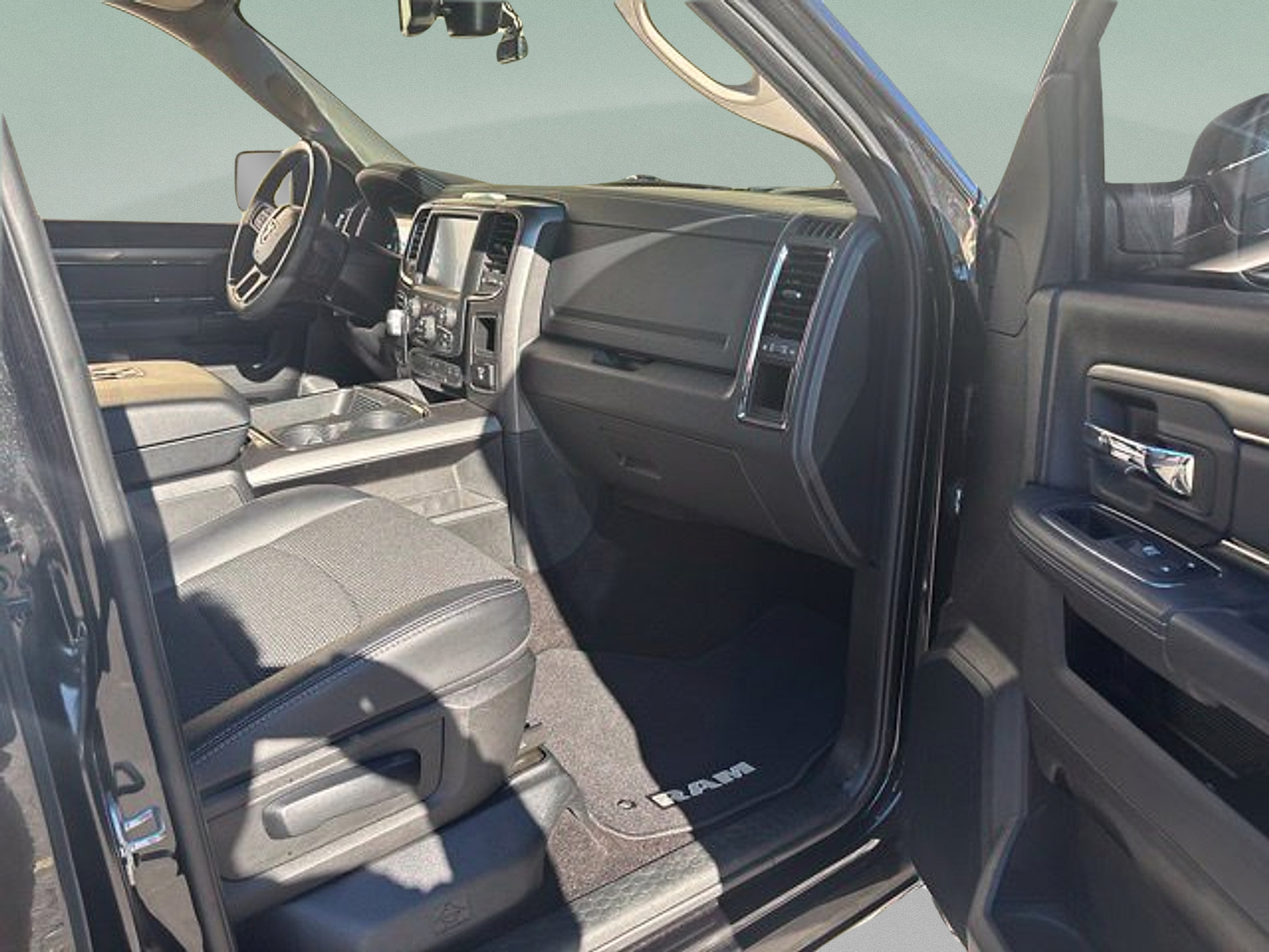 Used 2017 RAM 1500 Sport w/ Convenience Group AWD/4WD image 8