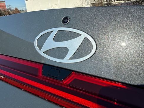 New 2026 Hyundai Elantra Limited w/ Cargo Package FWD image 7