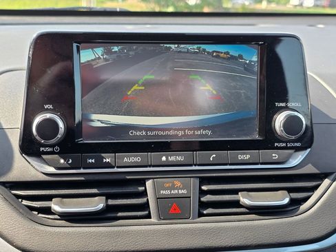 Used 2024 Nissan Altima 2.5 S FWD image 23