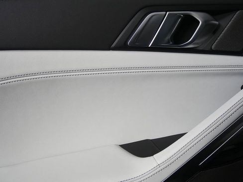 New 2026 BMW X6 xDrive40i image 14