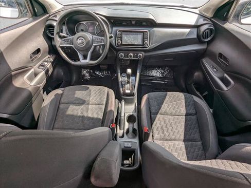 Used 2021 Nissan Kicks S FWD image 16