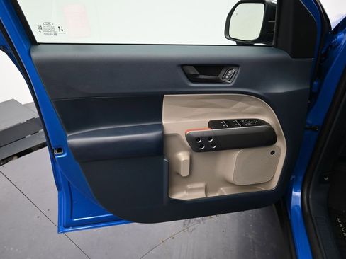 Used 2025 Ford Maverick Lariat AWD/4WD image 10