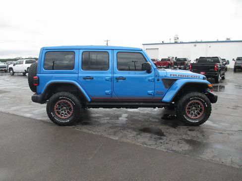Used 2023 Jeep Wrangler Unlimited Rubicon w/ Steel Bumper Group image 5