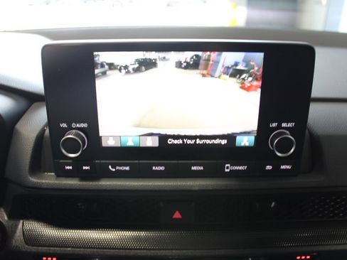 Used 2024 Honda CR-V EX image 14