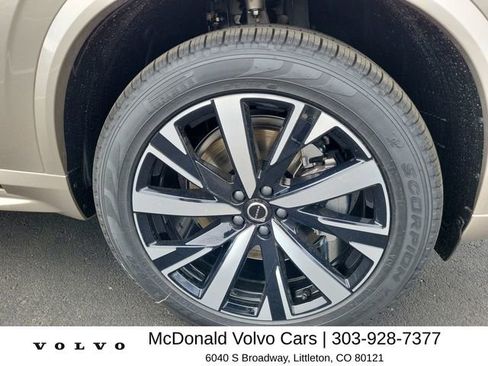 New 2026 Volvo XC90 B6 Core AWD/4WD image 20