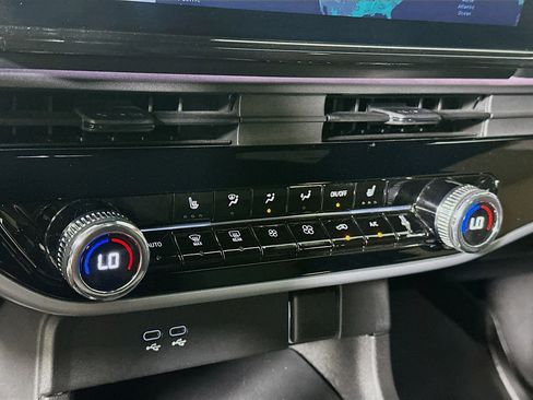 Used 2024 Honda Prologue Touring image 23