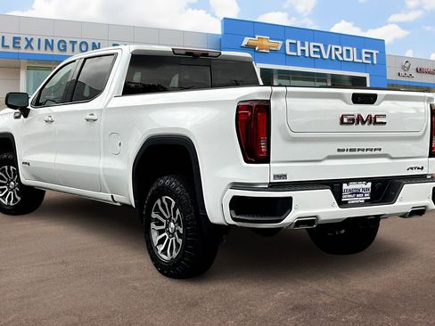 Certified 2022 GMC Sierra 1500 AT4 w/ AT4 Premium Package image 2
