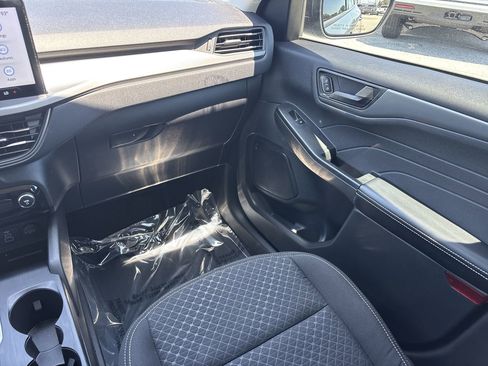 Used 2024 Ford Escape Active w/ Tech Pack #1 FWD image 16