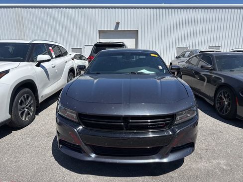 Used 2018 Dodge Charger GT image 2
