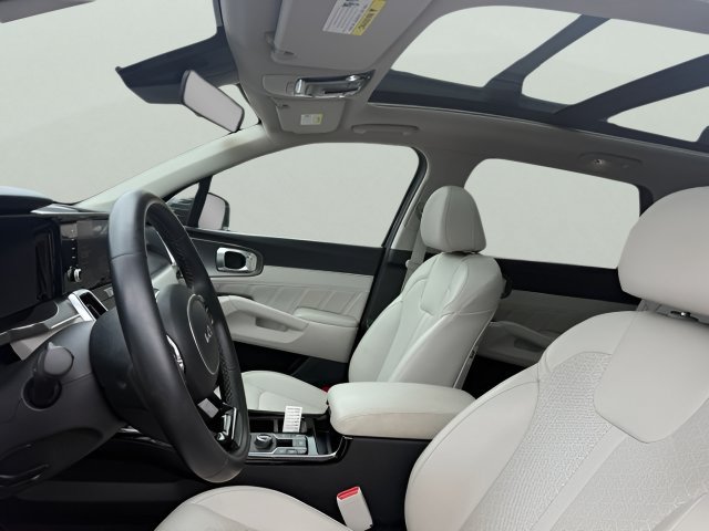 Used 2022 Kia Sorento SX AWD/4WD image 15