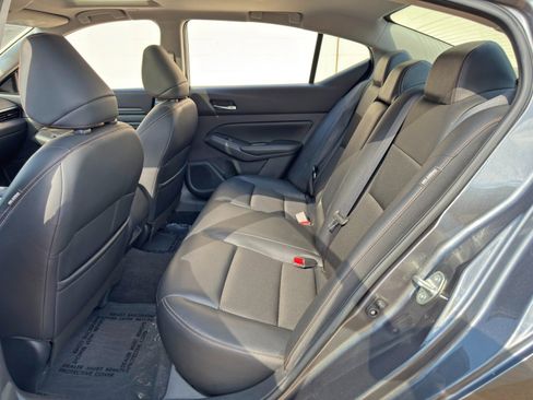 Used 2021 Nissan Altima 2.0 SR FWD image 36